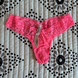 NWT Victoria Secret - Lacie